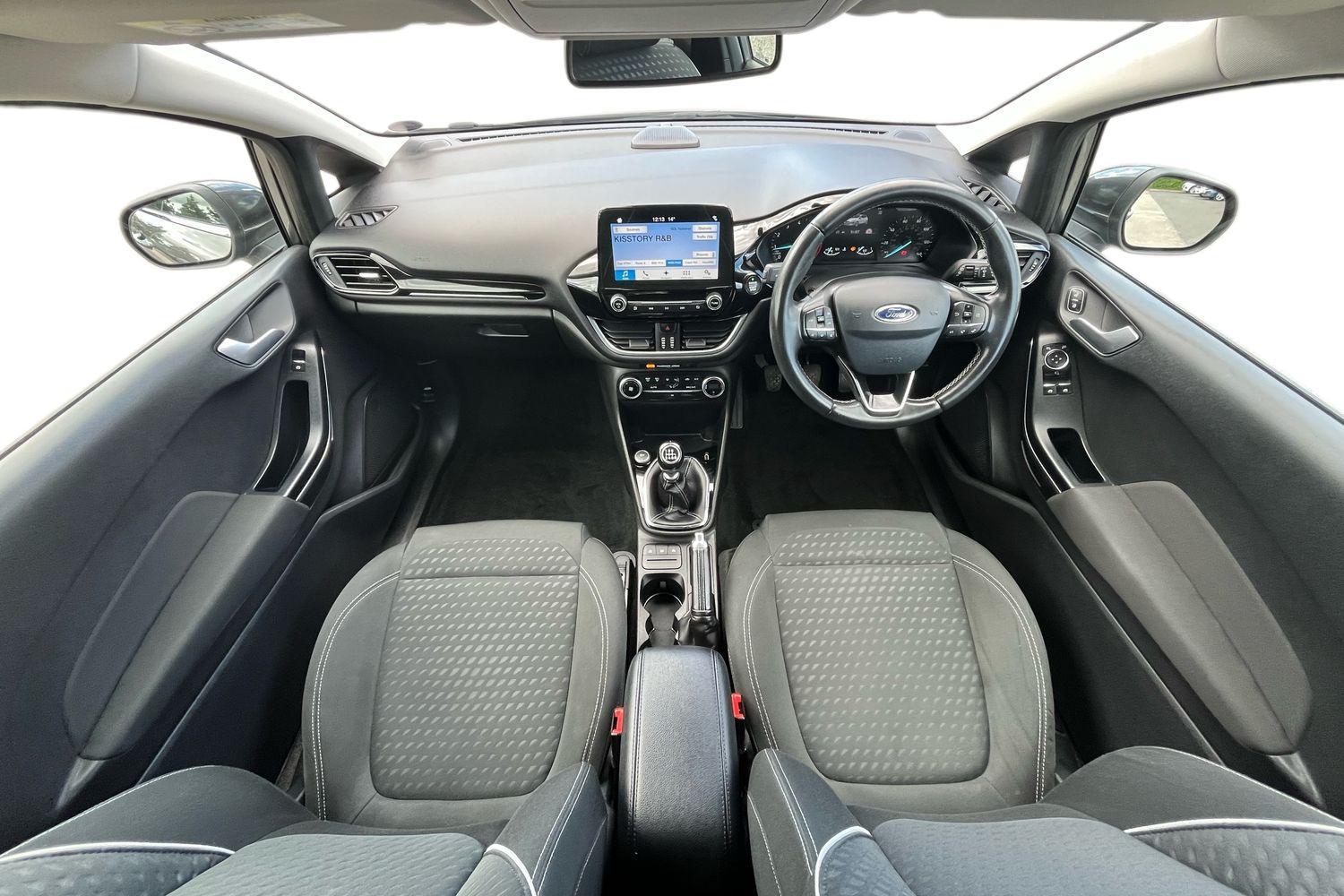 Ford Fiesta Photo 9