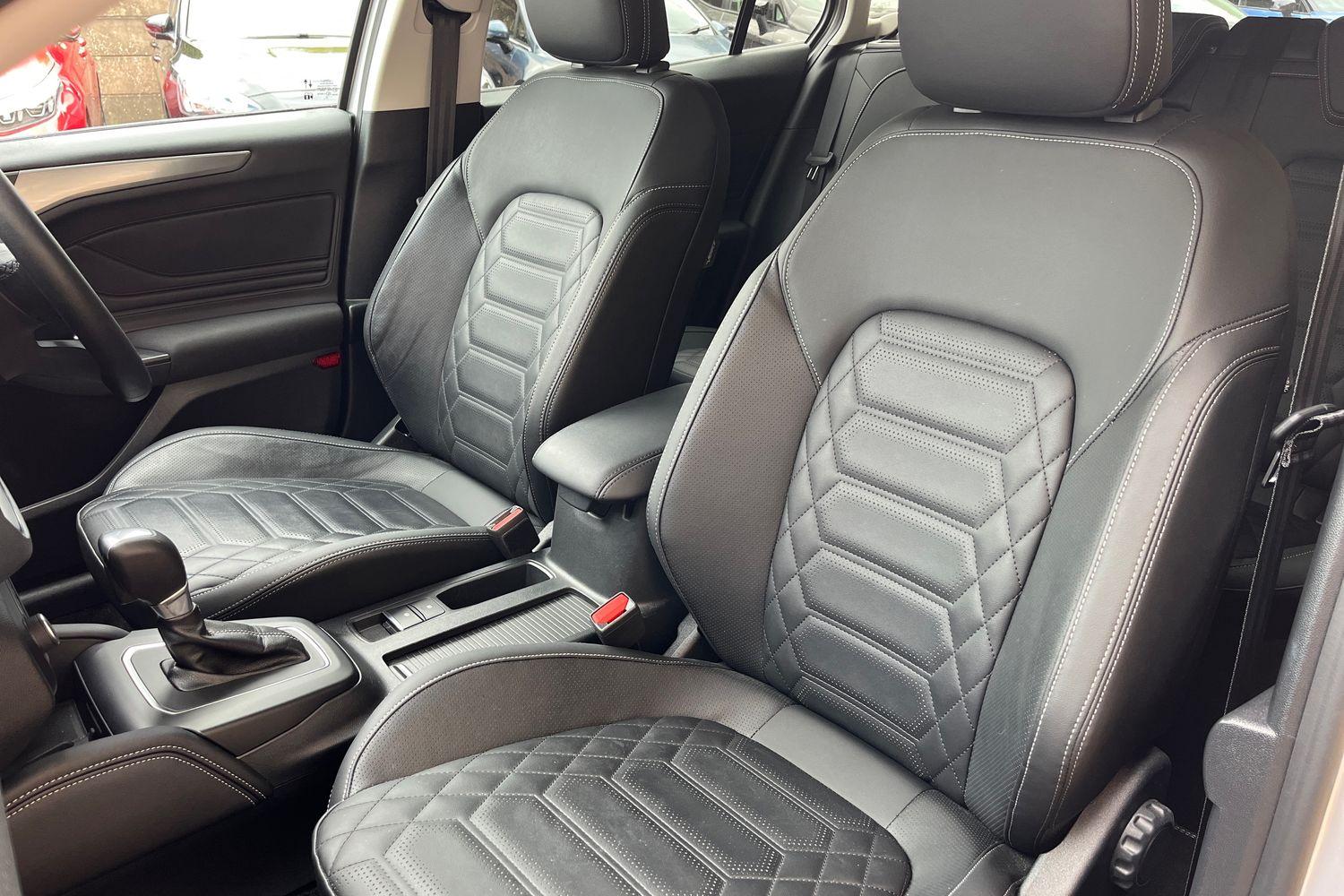 Ford FOCUS Photo 18