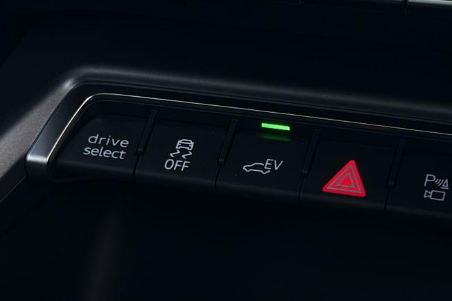 AUDI A3 Photo 35