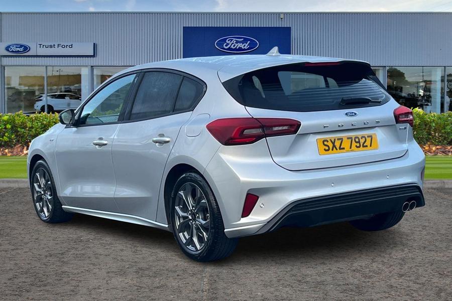 Ford Focus Photo autoimg-4912d611948b3136c3b6ea89bd15cff0bcf6ee23.jpg