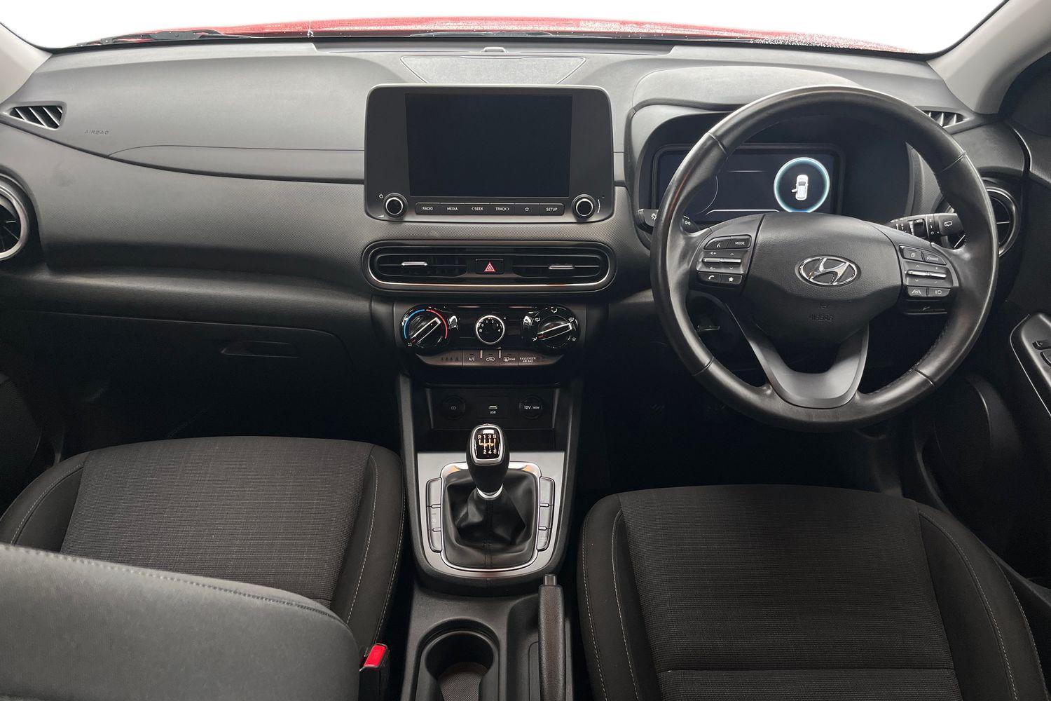 Hyundai KONA Photo 9