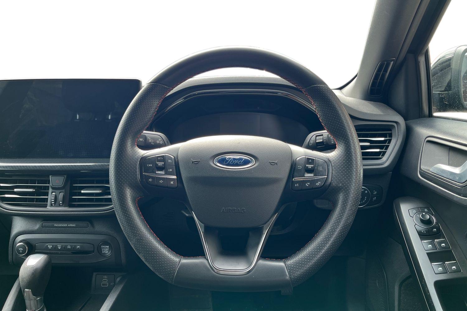 Ford Focus Photo 10