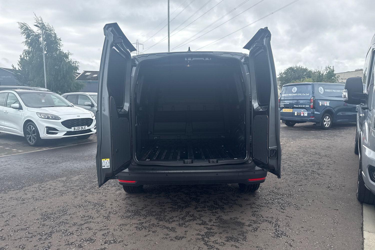 Ford TRANSIT CONNECT Photo 5