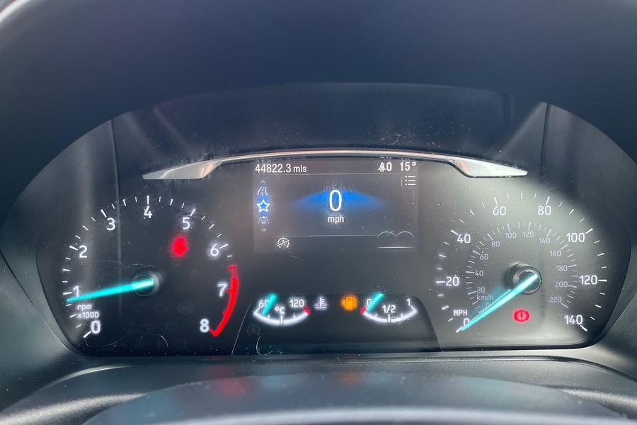 Ford FIESTA Photo autoimg-49218d48bfe318f5fb2b39cba9b2b2aed84444a2.jpg