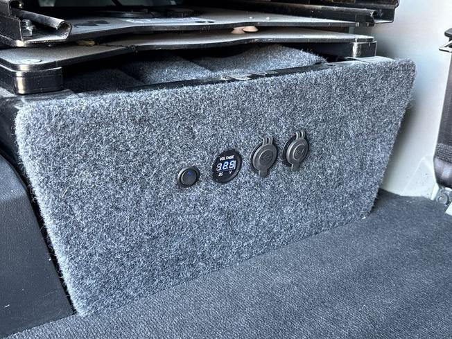 VOLKSWAGEN Transporter Photo 41