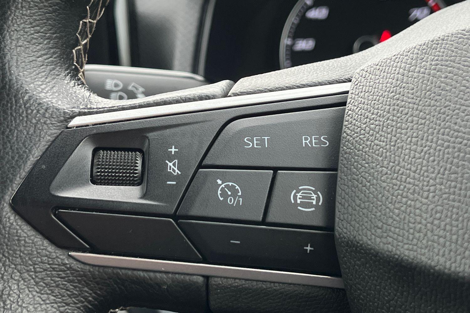 SEAT Ibiza Photo 32