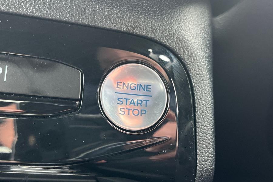 Ford KUGA Photo autoimg-49270865685ef7cb41f53a37aedeb219b8be1266.jpg