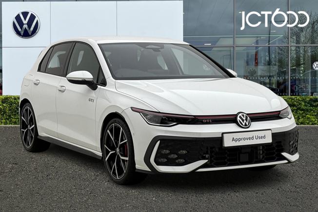 VOLKSWAGEN Golf Photo 1
