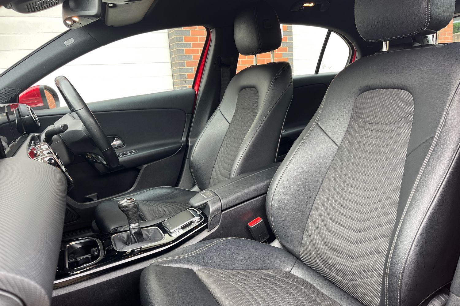 Mercedes-Benz A CLASS Photo 18