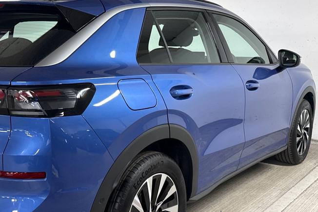 Volkswagen T-Roc Photo 37