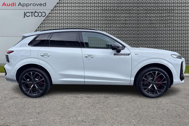 AUDI Q3 Photo 4