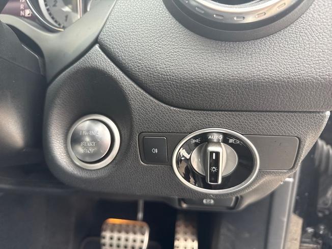 MERCEDES-BENZ Gla Photo 28