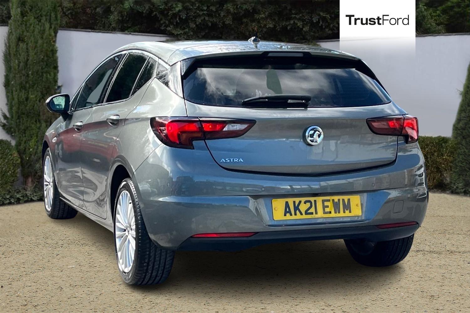 Vauxhall ASTRA Photo 1