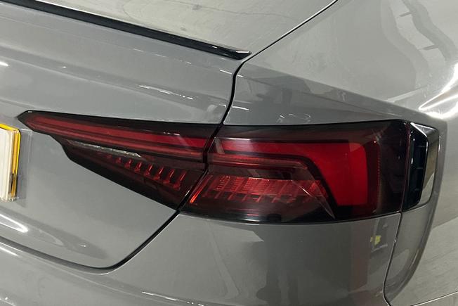 AUDI RS5 Photo 18