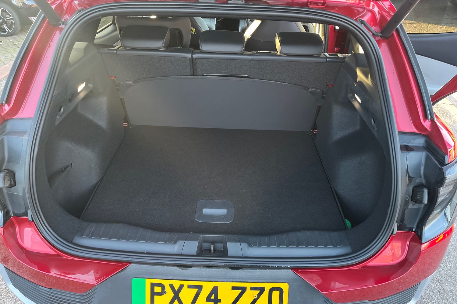 Ford Explorer Photo 20