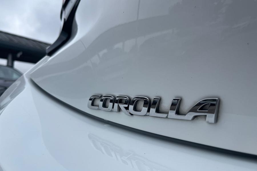 Toyota Corolla Photo autoimg-49307aa4bdd405f89b4bfcd28d3099cf034b6532.jpg