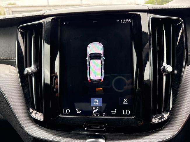 VOLVO XC60 Photo 41