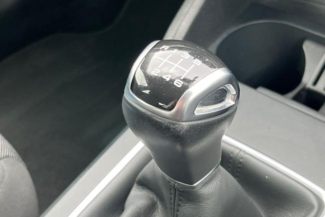Audi Q2 Photo 29