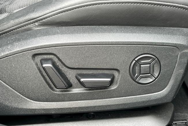 AUDI A6 Avant Photo 27