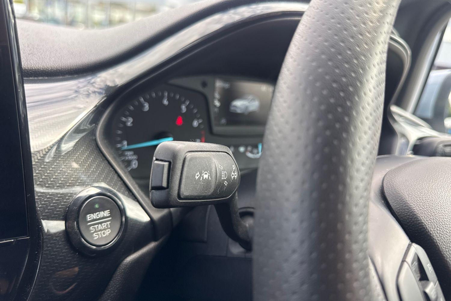 Ford FIESTA Photo 13