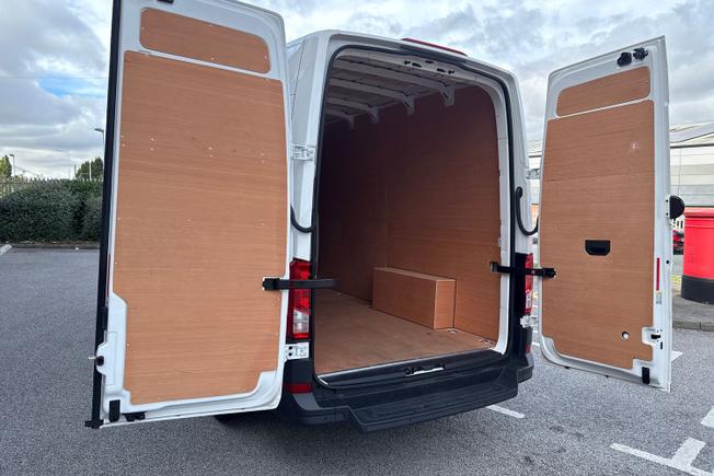 Volkswagen Crafter Photo 36