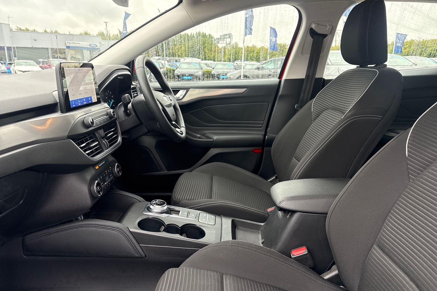 Ford FOCUS Photo 18