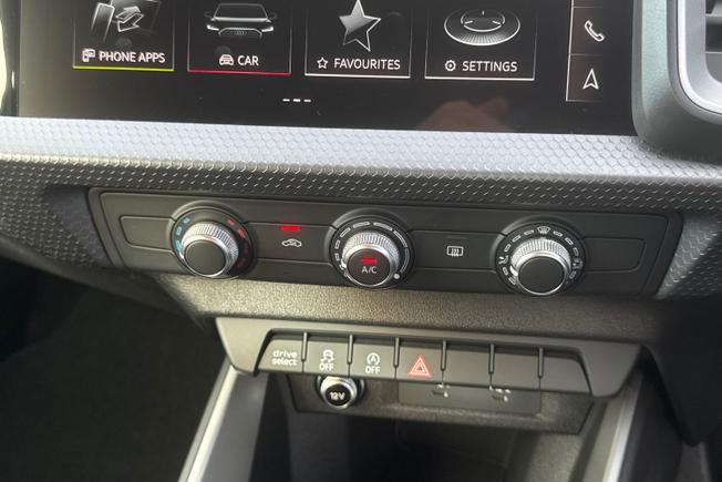 AUDI  A1 Sportback Photo 34