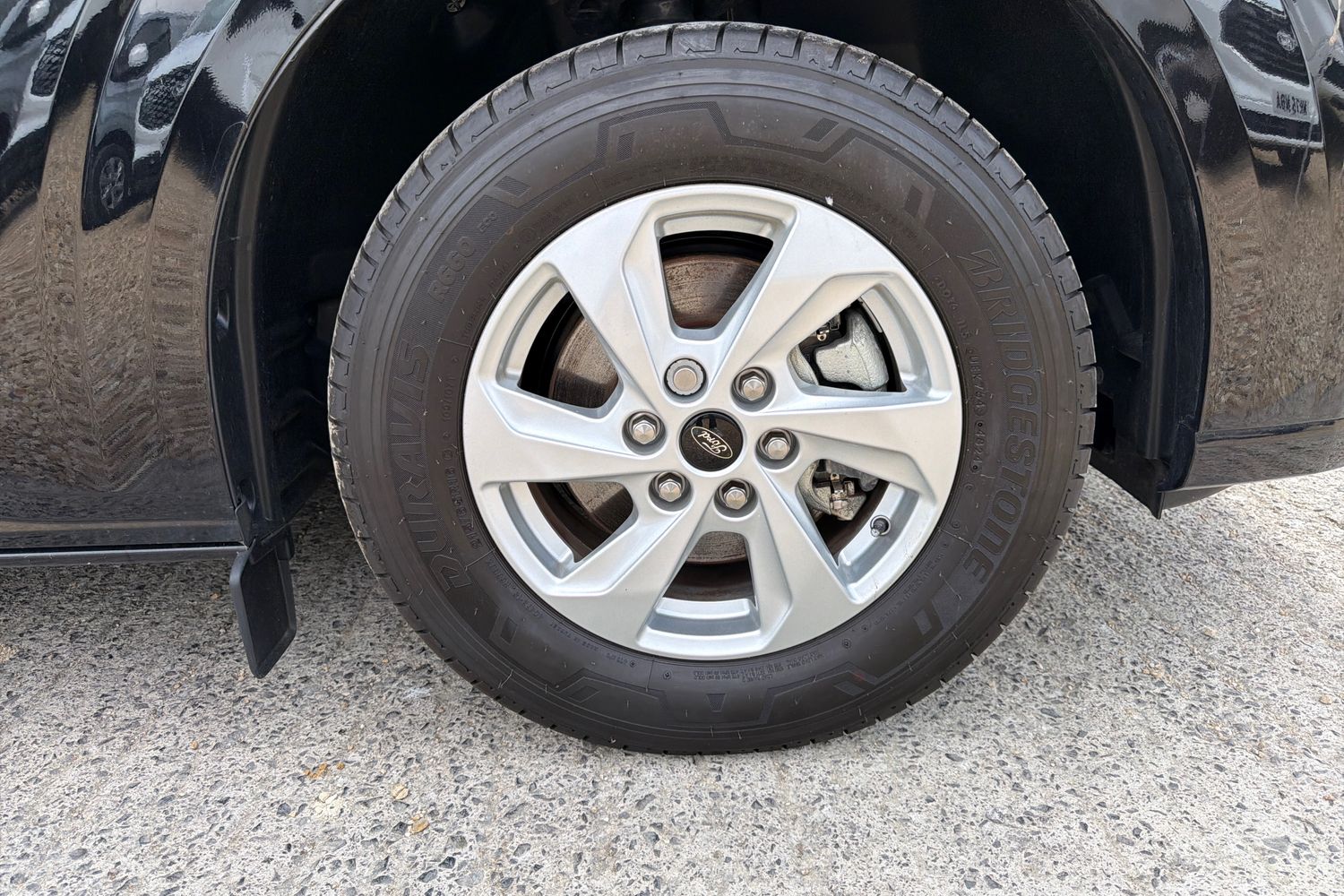 Ford E-TRANSIT CUSTOM Photo 14