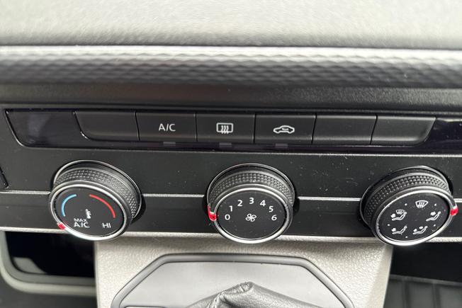 Volkswagen Transporter Photo 36