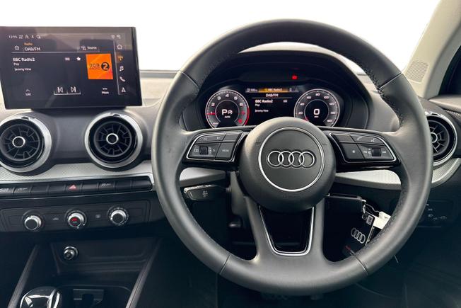 AUDI Q2 Photo 12