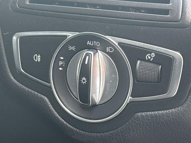 MERCEDES-BENZ GLC Photo 48