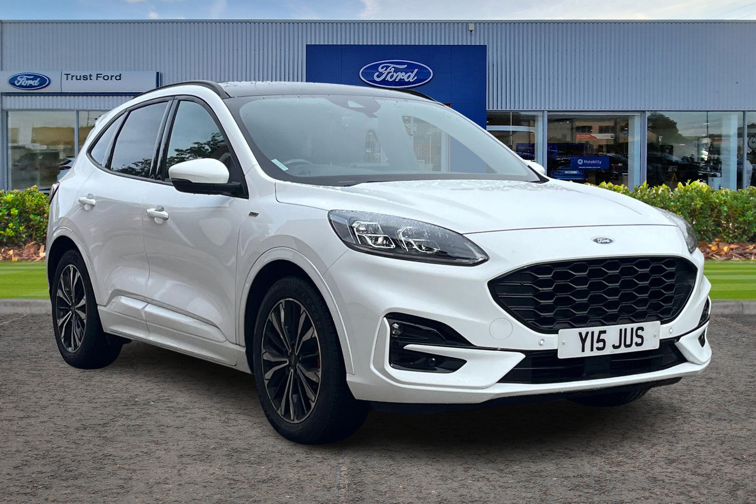 Ford KUGA Photo 0