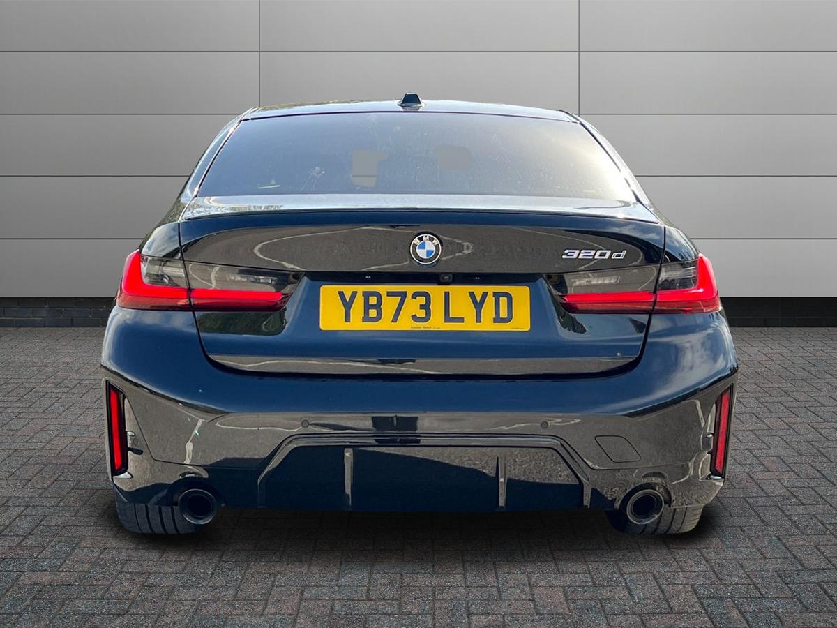 BMW 3 Series Photo 6