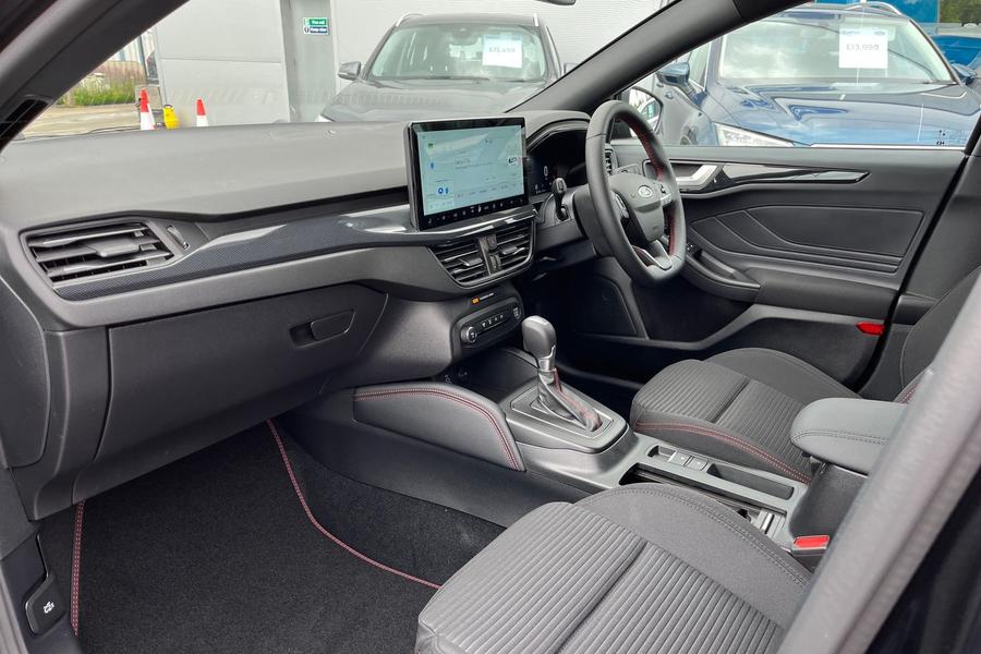 Ford FOCUS Photo autoimg-494fd45477436fcfcea5053678f757055fe6ab00.jpg