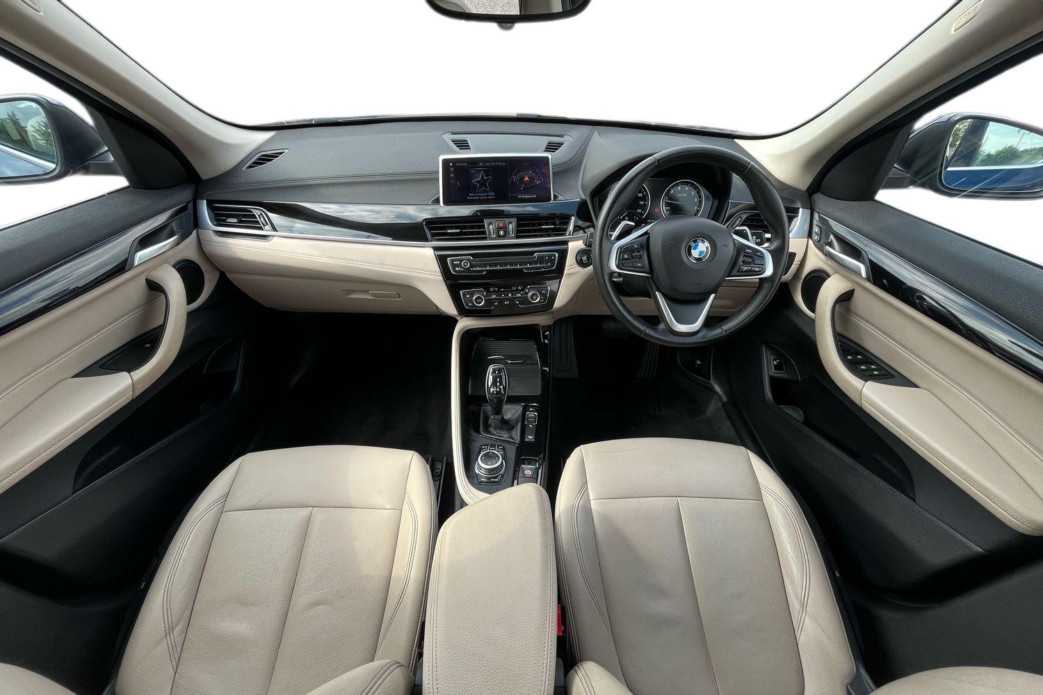 BMW X1 Photo 9