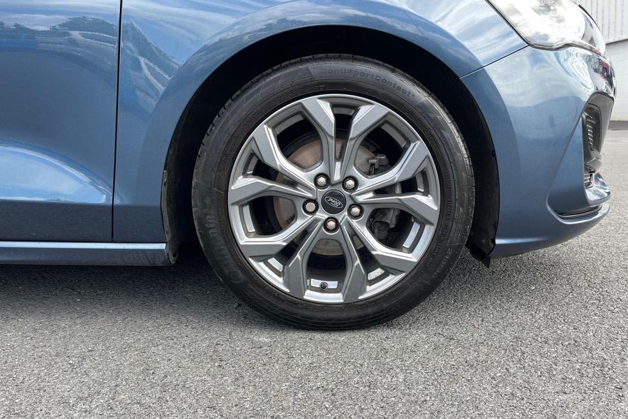 Ford Focus Photo autoimg-4952db1ea46a10bc560c453c367e4de32c8f721f.jpg
