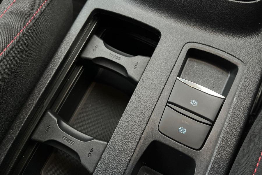Ford FOCUS Photo autoimg-49558408f6a5b5f7e32008b8ce5b51ff70c95b44.jpg