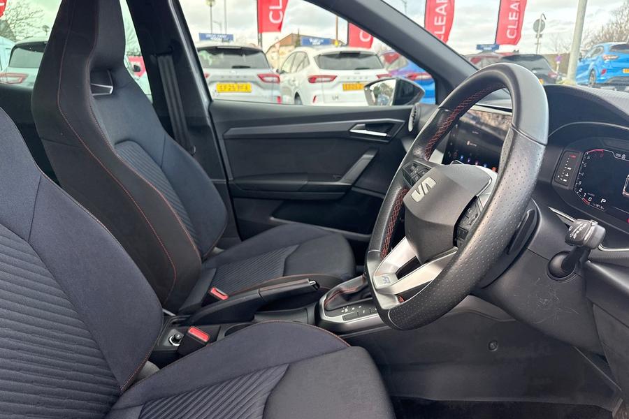 SEAT ARONA Photo autoimg-495be2cc3583b2d5c609c0af7c7cb9685443c7aa.jpg