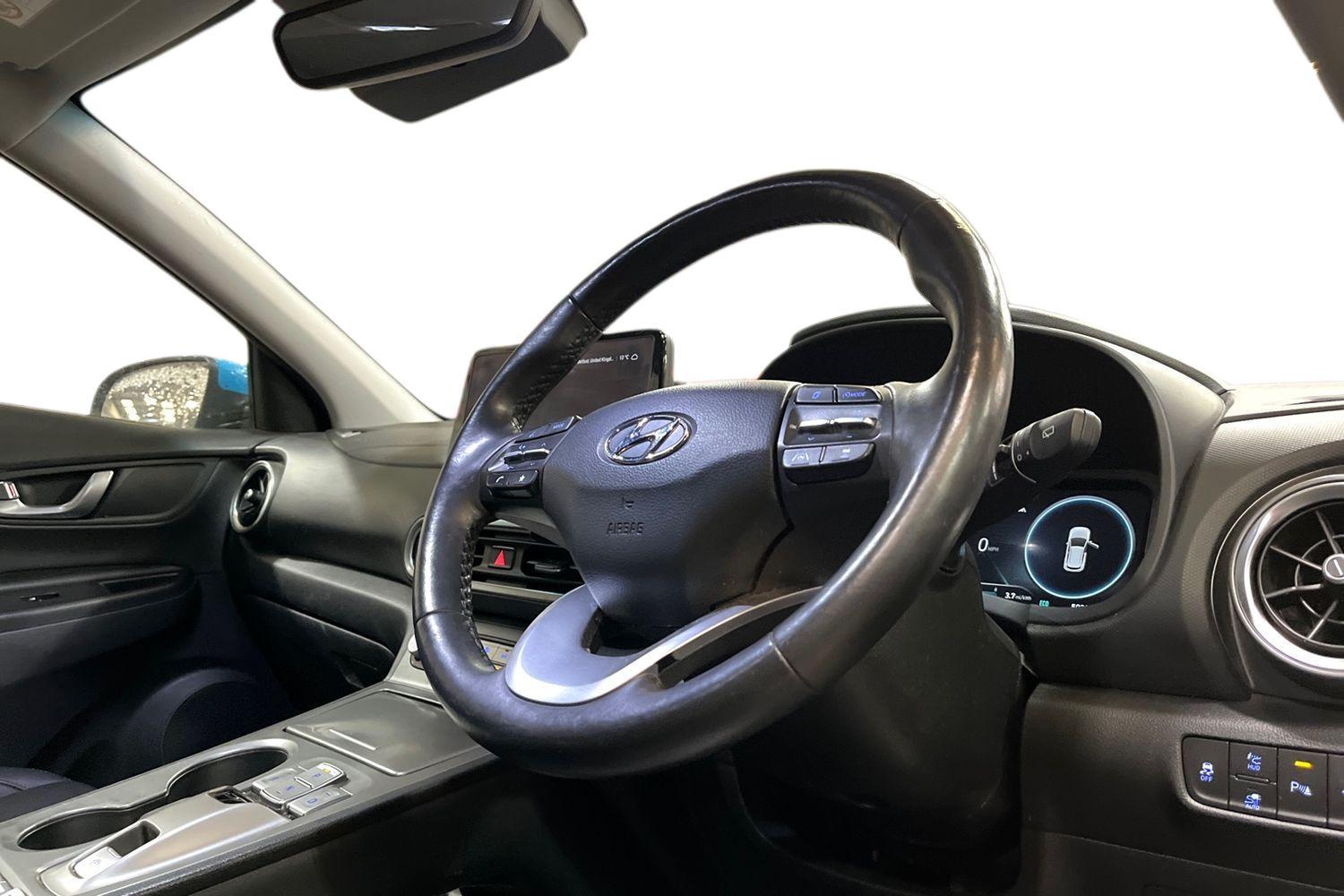 Hyundai KONA Photo 8