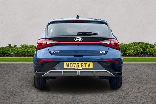 Hyundai i20 Photo autoimg-49647730603327449431bea596109d8de8d82c28.jpg