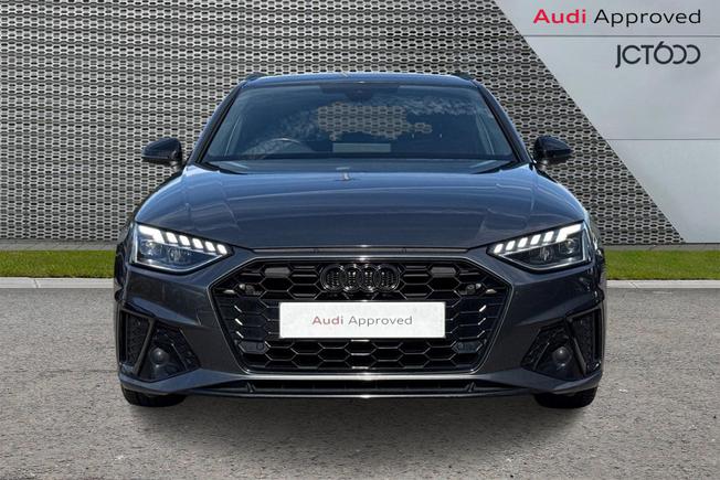 Audi A4 Avant Photo 8
