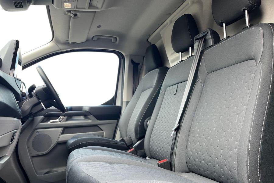 Ford E-TRANSIT CUSTOM Photo autoimg-496ac926bdcedce7591b3f5977a1159c251fde07.jpg