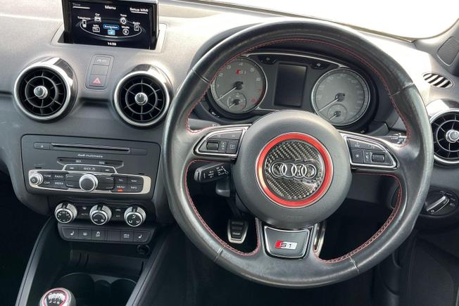 AUDI S1 Photo 11
