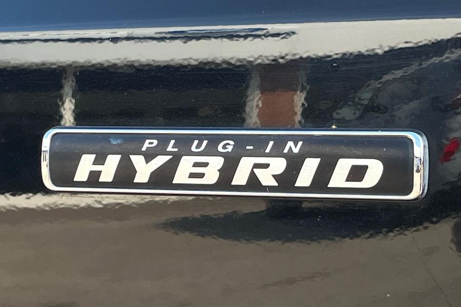 Ford KUGA Photo autoimg-4973a491f802f092f860b6f85ee58a600854bb98.jpg