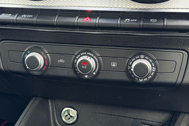 Audi Q2 Photo 33