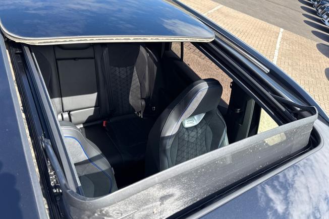 VOLKSWAGEN Tiguan Photo 50