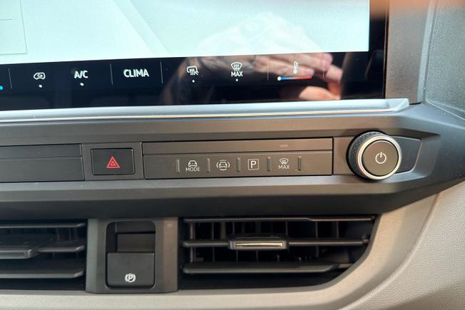 VOLKSWAGEN Transporter Photo 38
