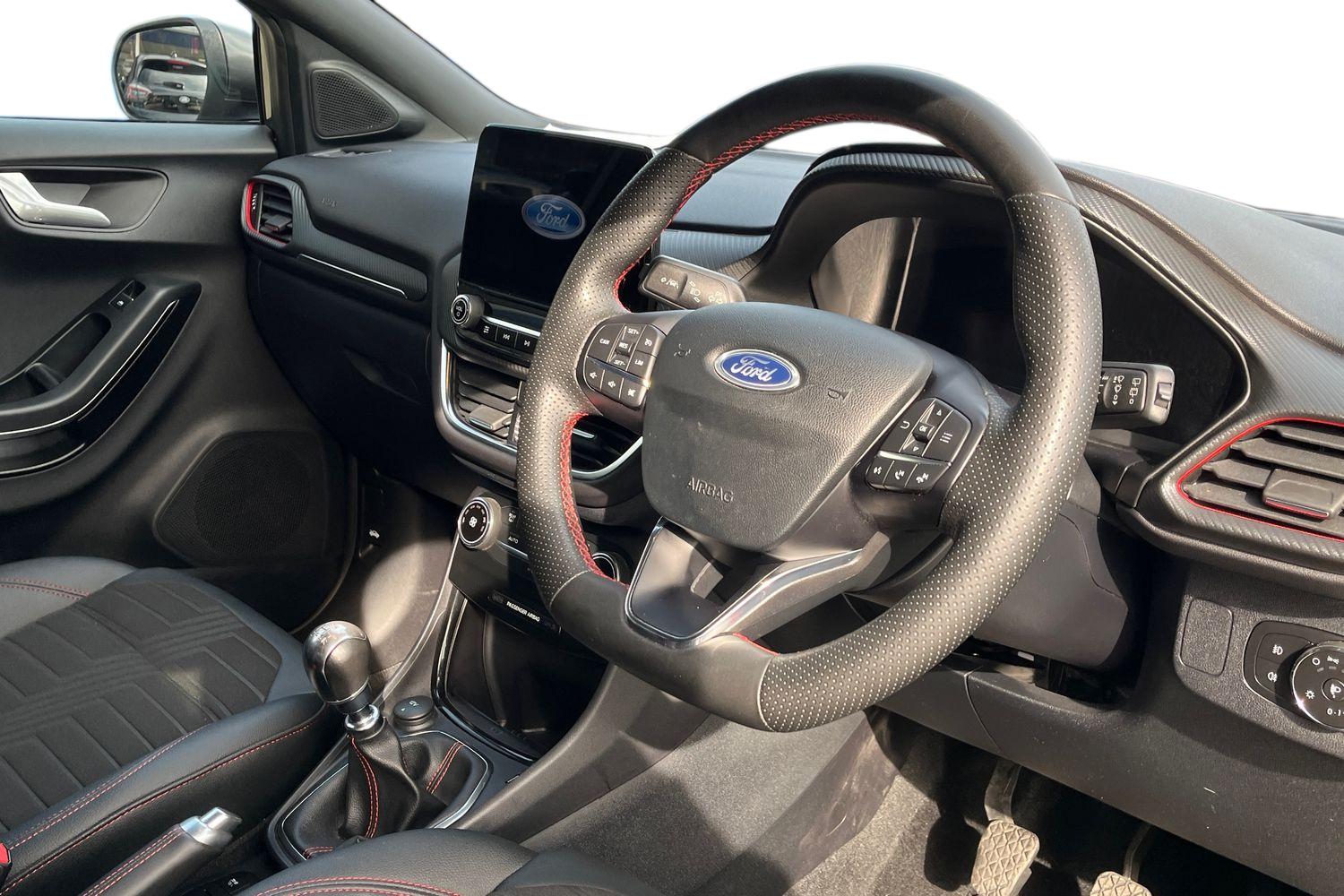 Ford PUMA Photo 8