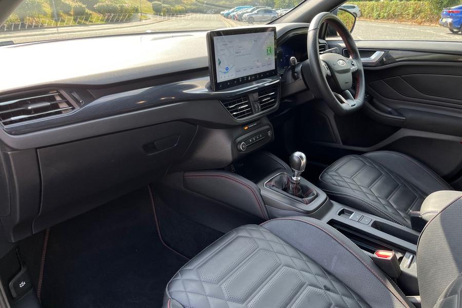 Ford Focus Photo autoimg-497bab0c6fc242a2c535adb70e6900cb4f7977a6.jpg