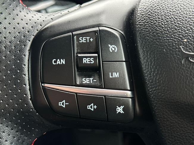 FORD Focus Photo 16